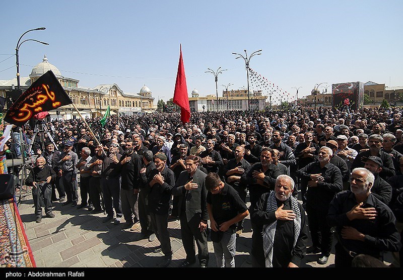 ابراز ارادت جاماندگان اربعین به سید و سالار شهیدان در دارالمومنین همدان + فیلم