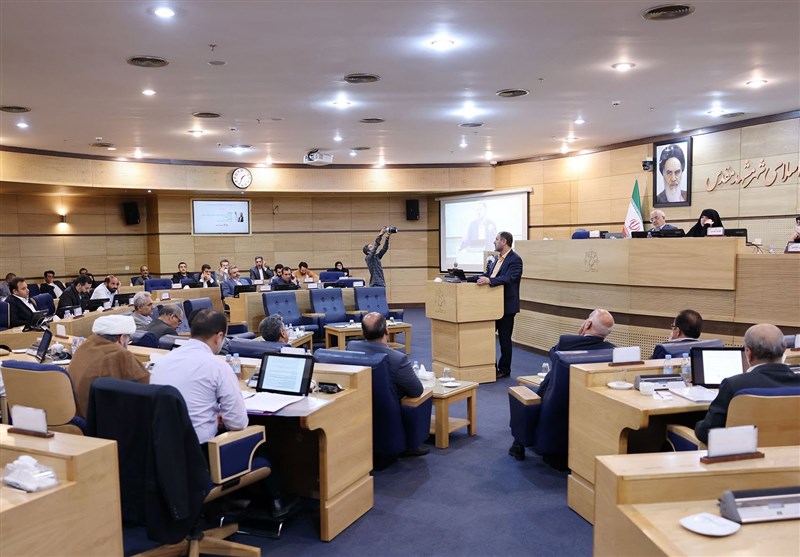 از ضرورت نگاه ملی به موضوع زیارت تا لایحه واگذاری کلیه امور اداری و دفتری شهرداری مشهد