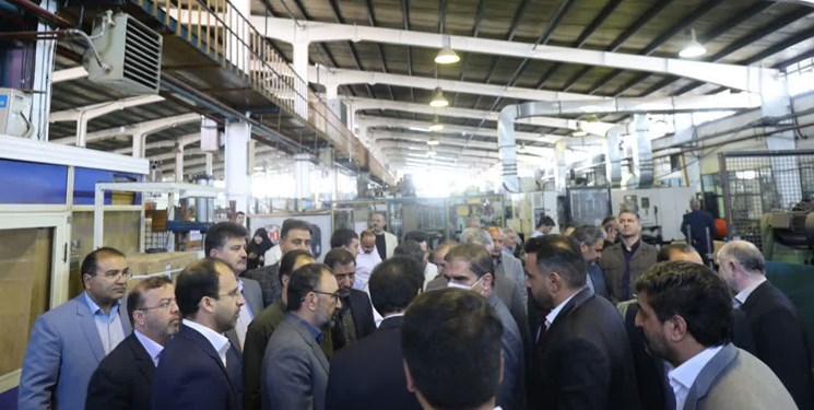 استاندار خراسان رضوی: رفع مشکلات صنایع و کارخانهها دچار مرور زمان نشود