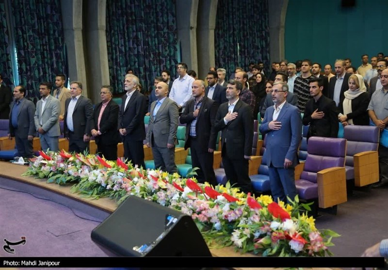 ایجاد بخش تحقیق و توسعه هوش مصنوعی در صنایع الزامی است