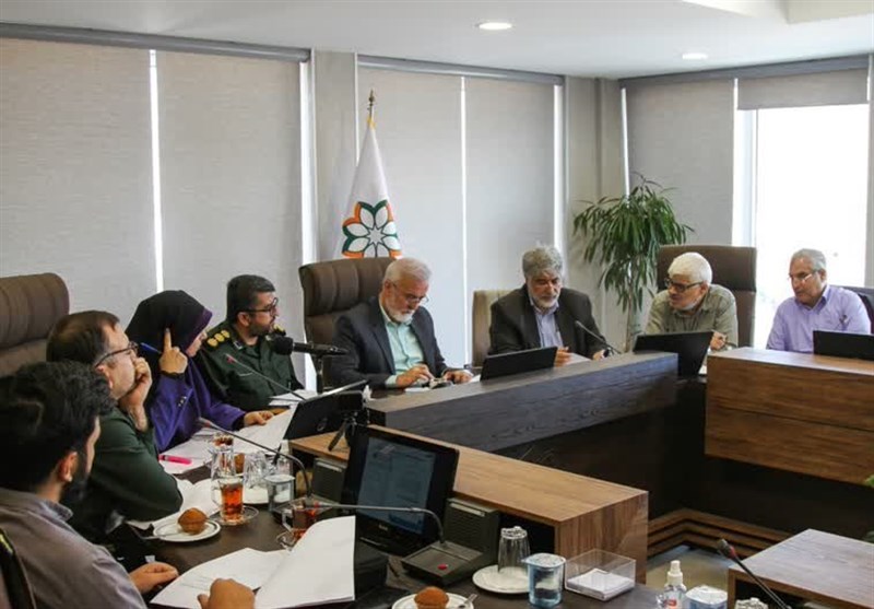 بازنگری شاخصهای محرومیت در محلات کلانشهر شیراز