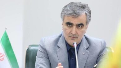 بانکهای تجاری با فروش بنگاهها باید از بنگاهداری خارج شوند