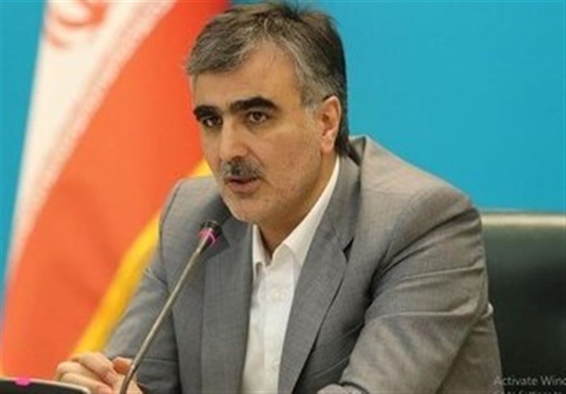 بانکهای تجاری باید با فروش بنگاهها، از بنگاهداری خارج شوند