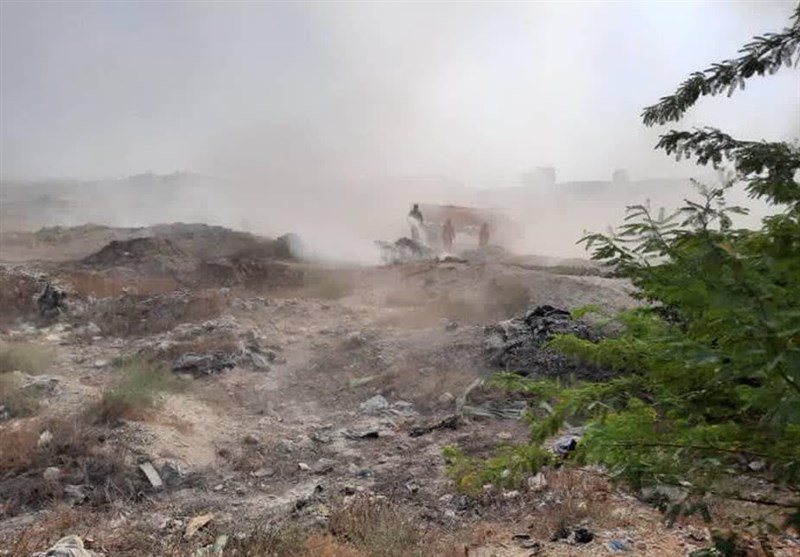 بوی نامطبوع در فضای بندر دیر به سبب آتشسوزی معدن زباله