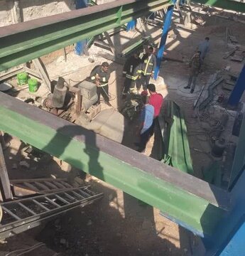 جوشکار کرمانشاهی از طبقه چهارم ساختمانی در میدان مرکزی سقوط کرد