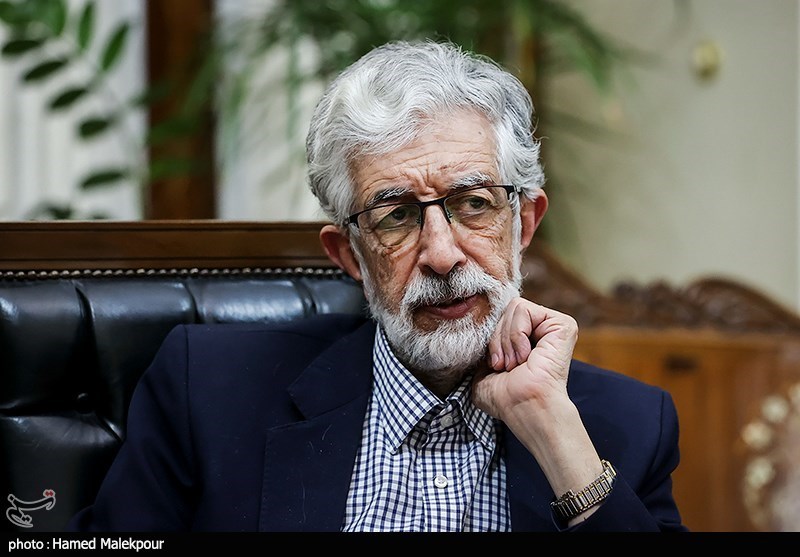 حداد عادل: بیچارههایی که برای تحریم ایران به آمریکا التماس میکردند، سیلی محکمی خوردند