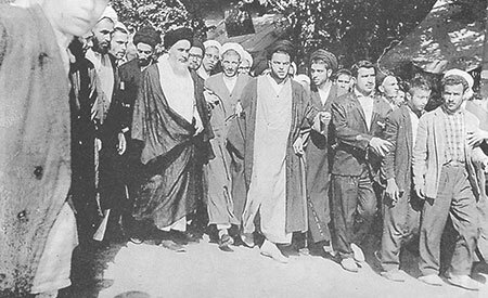 خدمتی که آیتالله میلانی به قیام کرد