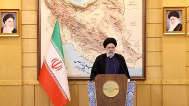 رئیسی در بدو ورود به تهران: 3 هزار و 500 لوح هخامنشی به عنوان سوغات سفر تحویل موزههای ایران شد