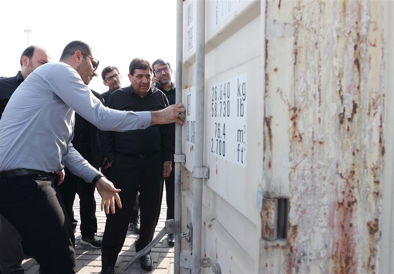 رسوب ۲۵ هزار کانتینر در گمرکات هرمزگان/ صدور اخطار ۱۵ روزه مخبر برای تعیین تکلیف اموال رسوبی و متروکه + تصاویر