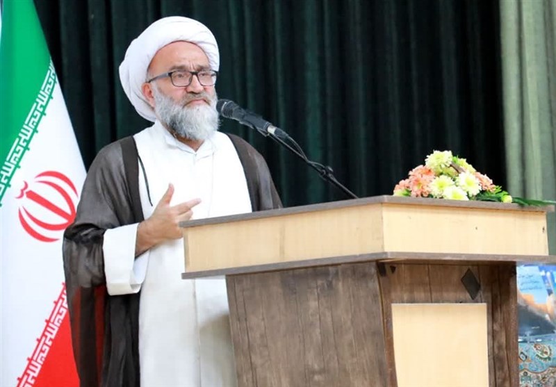 روحانیت باید صدای مردم را به گوش مسئولان برساند