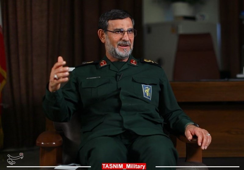 ساخت پهپادهای آبنشین در نیروی دریایی سپاه/ این پرندهها توانایی حمل موشک و بمب را دارند