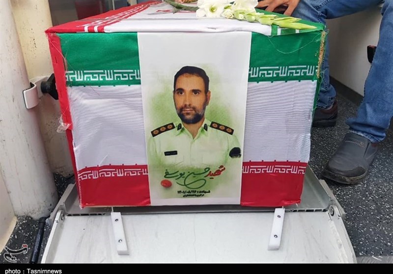 فرمانده سپاه سنندج: مردم کردستان با توطئههای اخیر دشمنان برای تجمع و اغتشاش همراهی نکردند