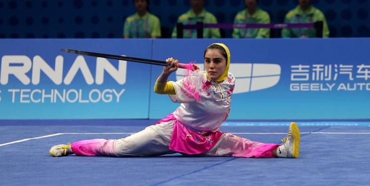 مدال نقره بازیهای آسیایی بر گردن بانوی تالوکار اصفهانی