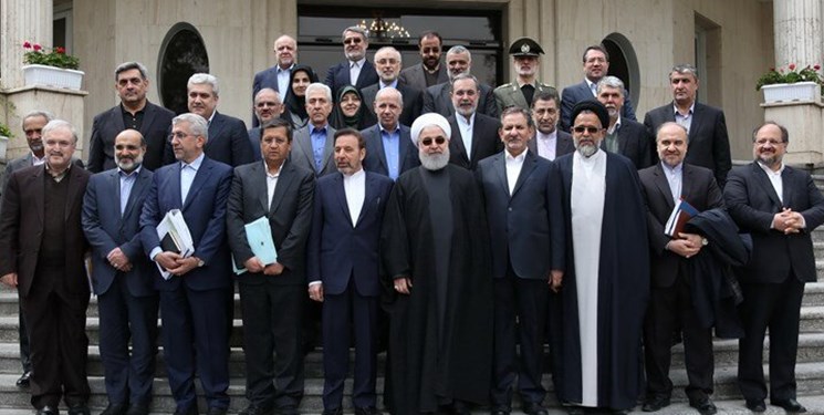 مسئولان دولت روحانی در جلسات خصوصی با مجلس درباره تورم چه میگفتند؟
