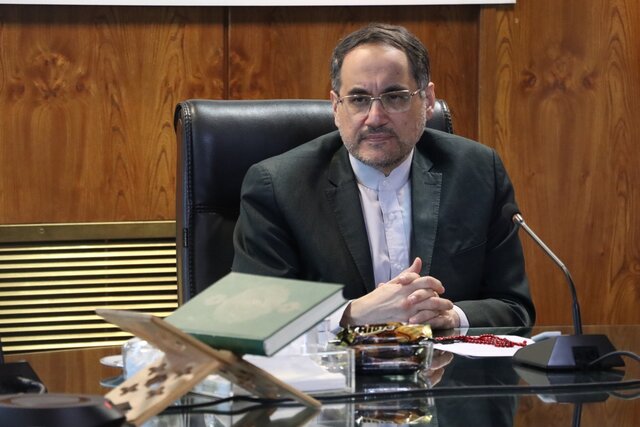 نگاهداری: اقتصاد دانش بنیان باعث فروریختن دیوار میان جامعه و صنعت با دانشگاه میشود