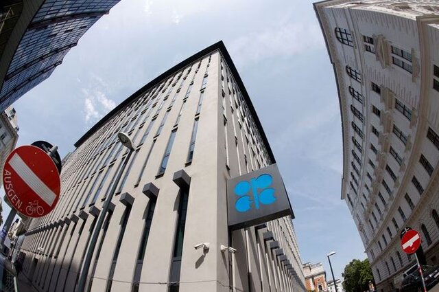 واکنش اوپکپلاس به نفت ۱۰۰ دلاری