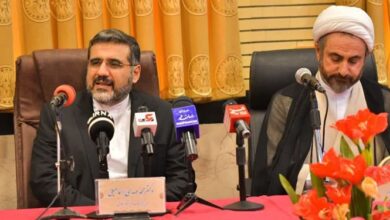 وزیر ارشاد: تمام پروژه های نیمهتمام فرهنگی ایلام تا پایان دولت به بهرهبرداری می رسد