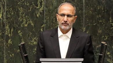 وزیر جهادکشاورزی بهجای فرافکنی درخصوص فساد چندین هزار تن نهاده دامی در اسدآباد پاسخگو باشد