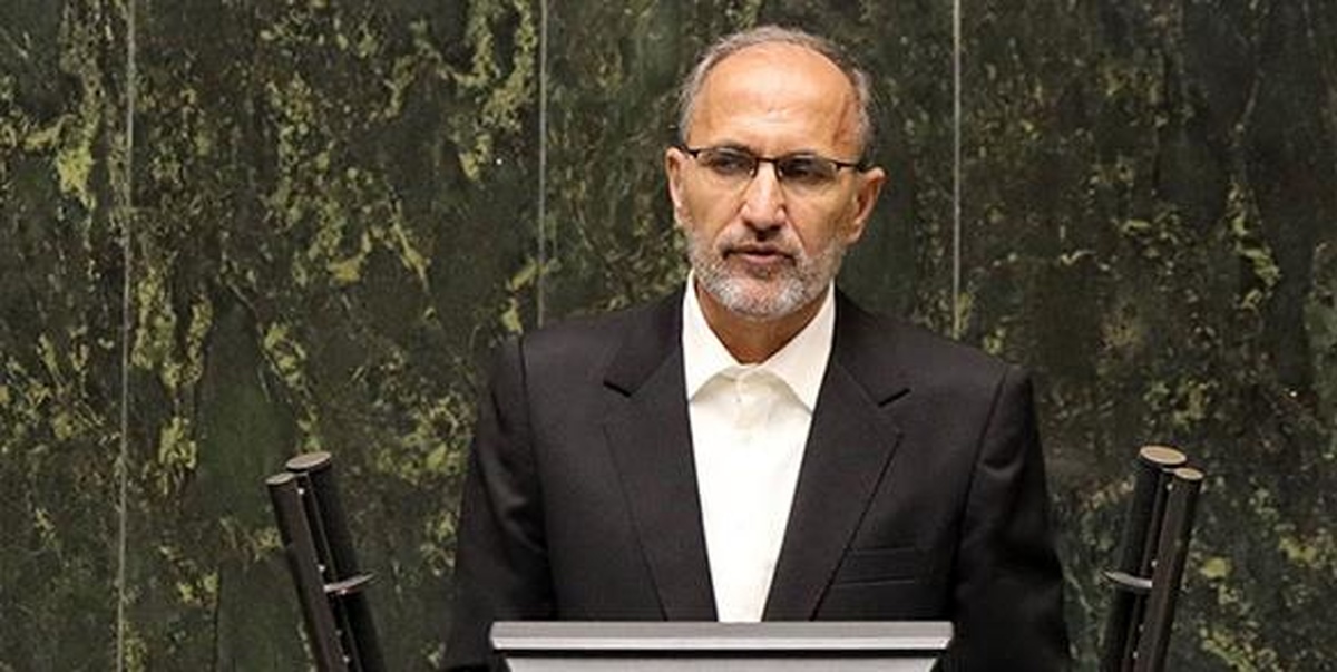 وزیر جهادکشاورزی بهجای فرافکنی درخصوص فساد چندین هزار تن نهاده دامی در اسدآباد پاسخگو باشد