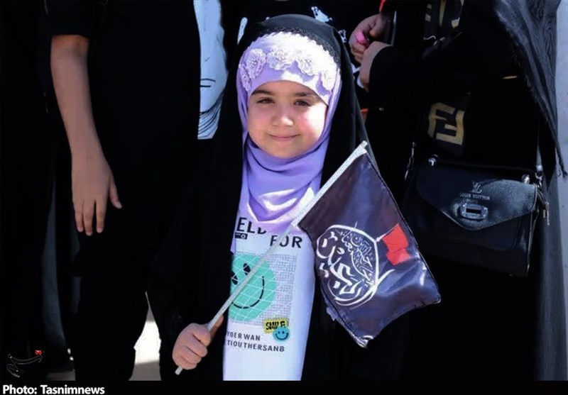 پیادهروی جاماندگان دهه نودی قزوین در اربعین ۱۴۰۲ + تصاویر