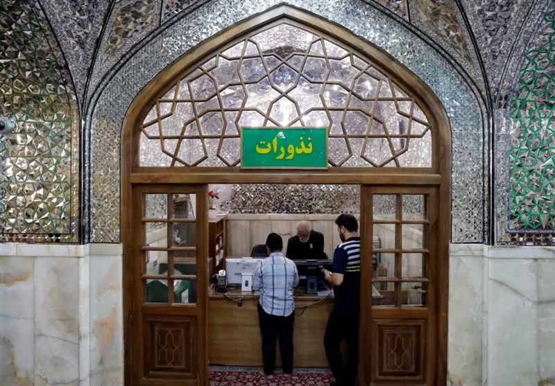 گفتوگو با ناذران حرم مطهر رضوی/ تحفهای از سر ارادت برای امام رئوف