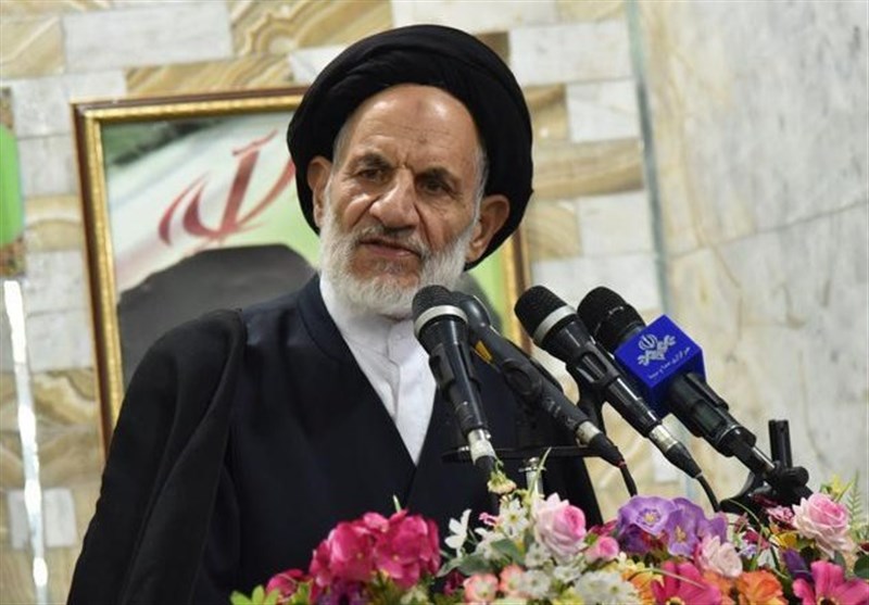 یکی از زوایای اربعین بحث جدا کردن حق و باطل است