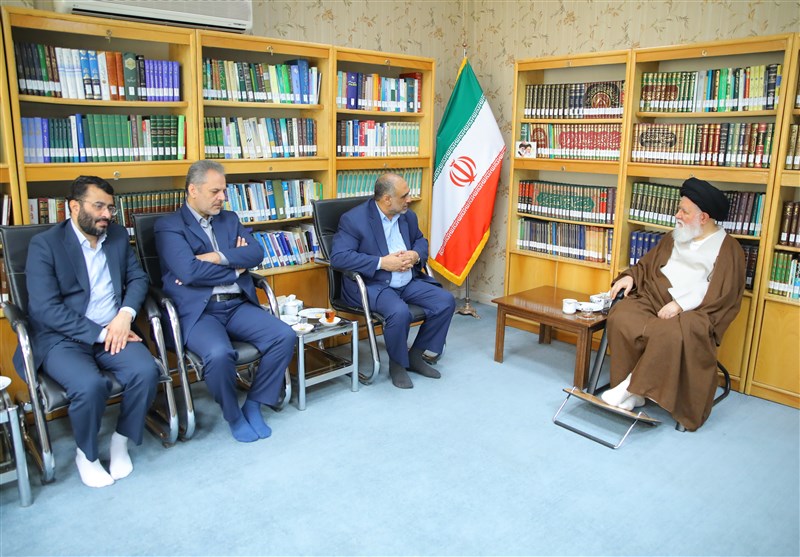 آیتالله علمالهدی: حمایت از تولیدکنندگان یک ضرورت راهبردی است