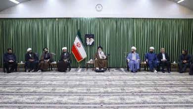 آیتالله علمالهدی: مجاهدان عرصه جهاد تبیین مسیر حق را به هر قیمت ممکن ادامه دهند