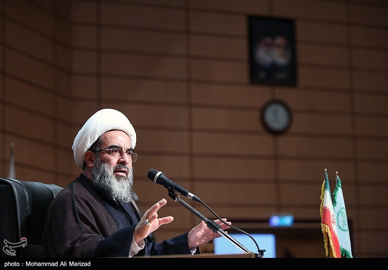 آیتالله فاضللنکرانی: تبلیغ وقف برای ساخت مسجد انگیزههای مردم را کاهش میدهد