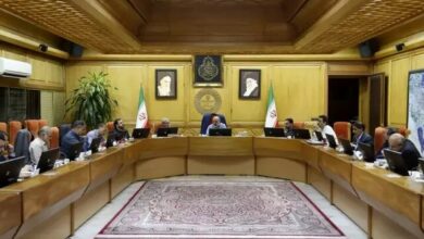 از دیدگاه اساتید دانشگاه برای تقویت منافع ملی استقبال میکنیم