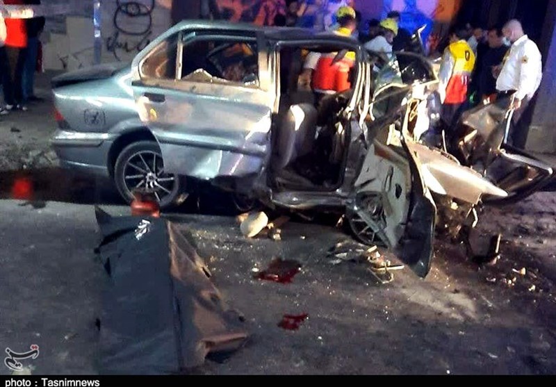 برخورد پژو با سواری سمند ۱۴ مصدوم و ۲ فوتی برجای گذاشت