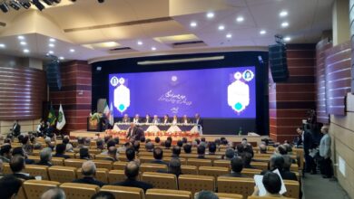 برخی نهادها به سیاستهای خارجی قبلی پافشاری میکنند/ پذیرش FATF صحت ندارد