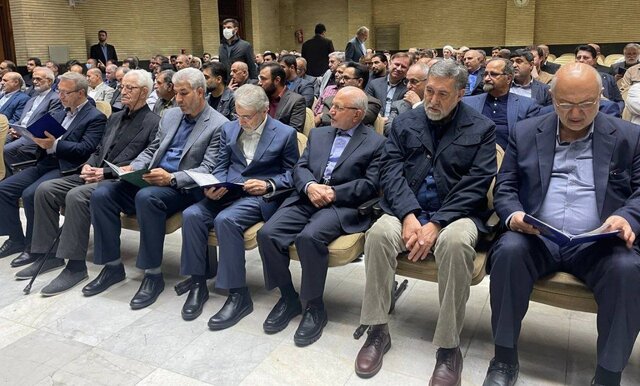 برگزاری مراسم ترحیم «حقانیان» با حضور شخصیتهای متفاوت+عکس