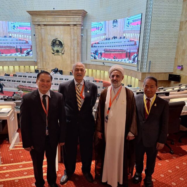 تاکید هیات پارلمانی ایران و پاکستان و لائوس بر توسعه روابط