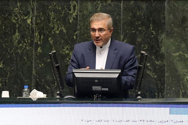 تشریح سیاستهای دولت در زمینه تامین دارو از زبان معاون رئیس جمهوری