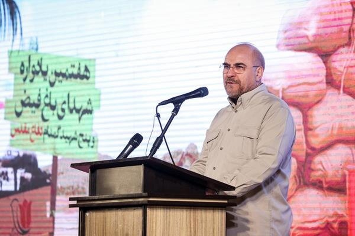 حضور مردم میتواند مشکلات اقتصادی را حل کند / سرمایه اصلی مقاومت، فرهنگ جهاد و شهادت است