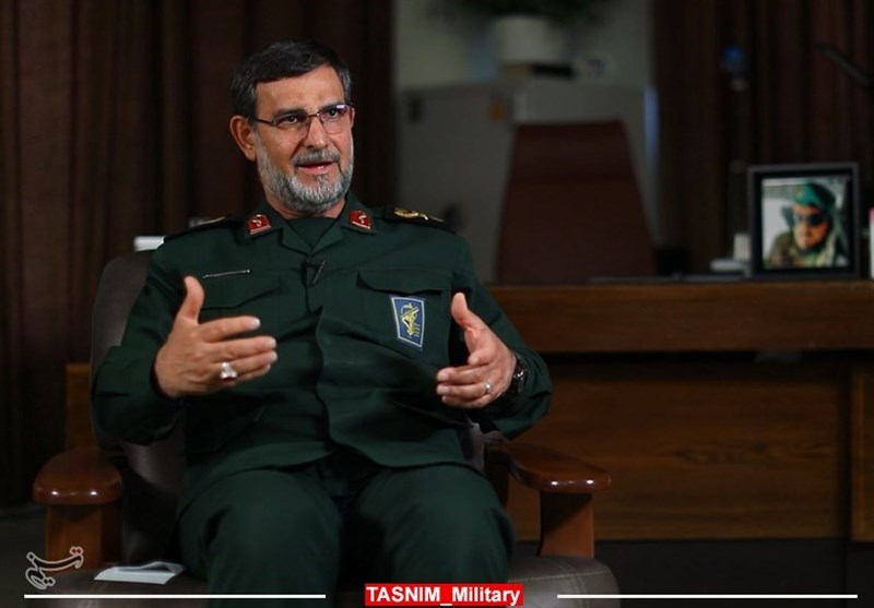 دریادار تنگسیری: عملیات طوفانالاقصی “حیرتانگیز” بود/ شناور شهید سلیمانی توانایی حمل انواع موشک را دارد