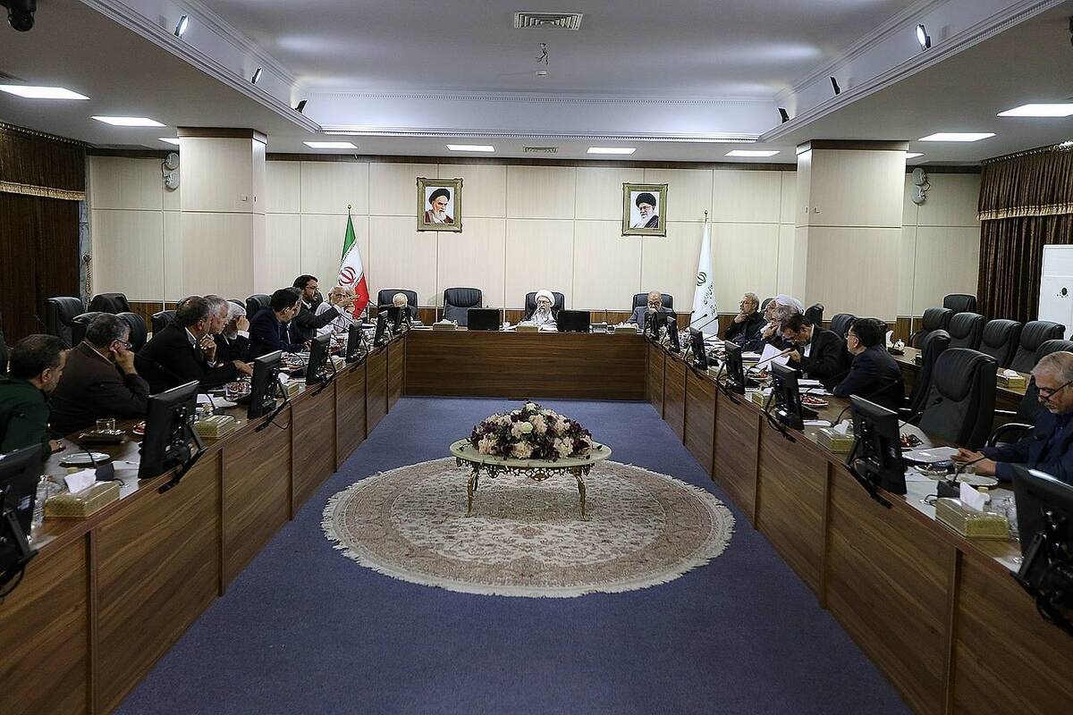 دو ماده از لایحه عفاف و حجاب مغایر سیاستهای کلی شناخته شد