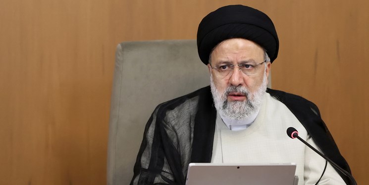 رئیسی: دستگاههای متصل نشده به دولت هوشمند، سریعتر اقدام کنند