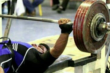 رقابتهای پرس سینه قهرمانی غرب کشور در سنندج پایان یافت