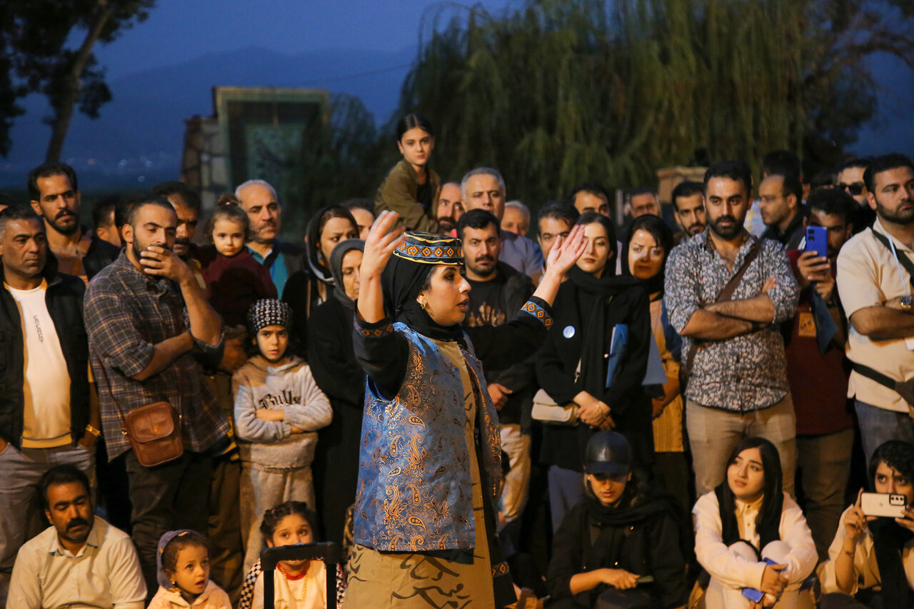 شانزدهمین جشنواره بینالمللی تئاتر خیابانی مریوان شانزدهمین جشنواره بینالمللی تئاتر خیابانی مریوان
