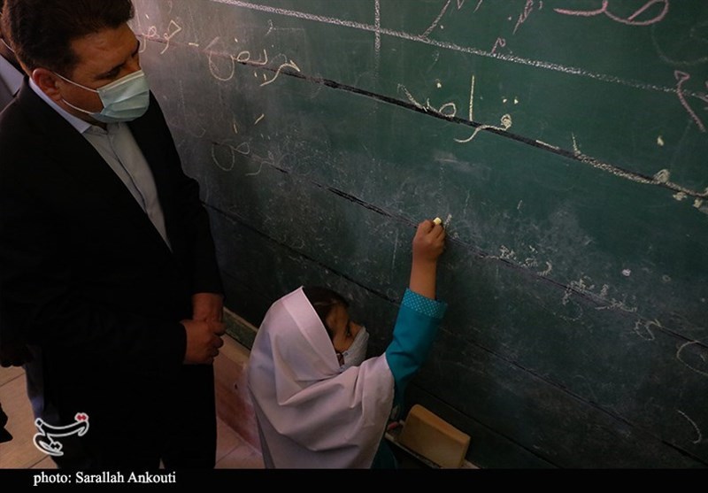 فرماندار آران و بیدگل: وضعیت آموزش و پرورش خروجی بیتوجهی به دانشگاه فرهنگیان است