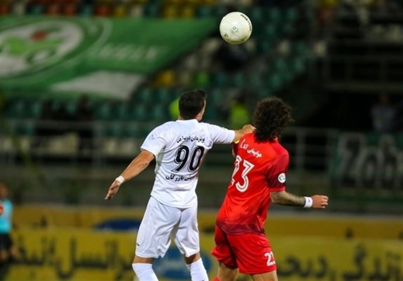 نگاهی به تقابل ذوبآهن و تراکتور؛ گاندوها به دنبال نخستین برد خانگی با تراکتورسواری