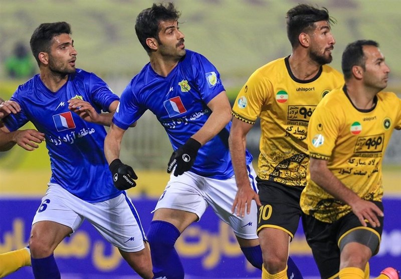 نگاهی به تقابل سپاهان و صنعت نفت آبادان