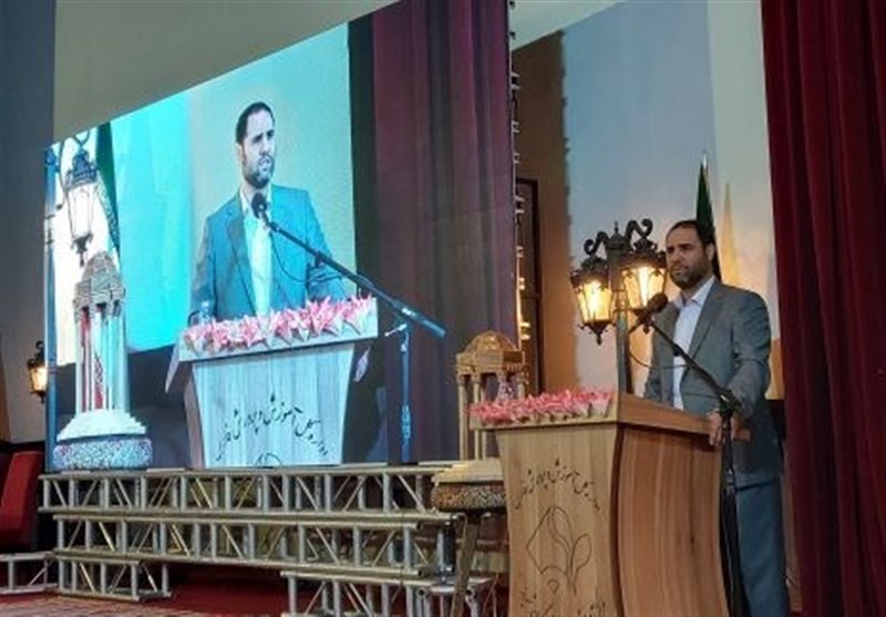 وزیر آمورزش و پرورش: مشکل کمبود معلم به زودی حل خواهد شد/ تأسیس سازمان اقتصادی و رفاهی برای معلمان 