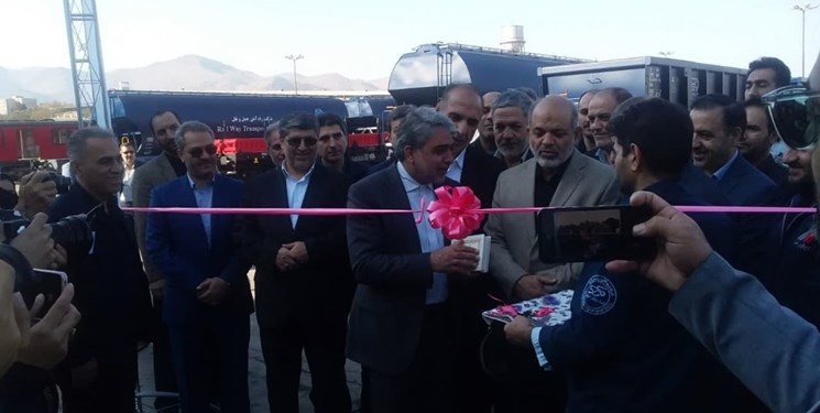 وزیر کشور: واگن پارس میتواند زمینهساز انتقال تکنولوژی قطارهای پیشرفته به کشور باشد