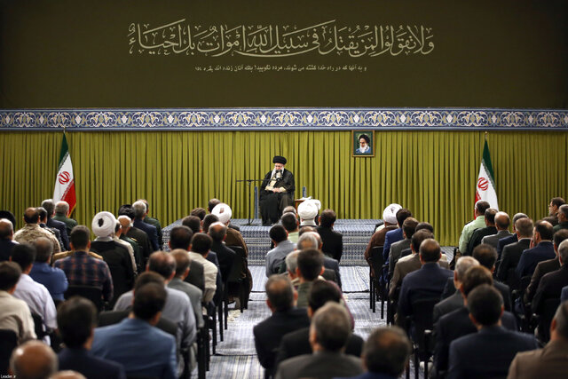 پیام شهداء به دلها رسانده شود