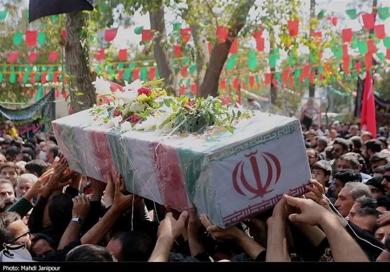 پیکر جانباز ۷۰ درصد شهید نوروزی در مشهد تشییع شد