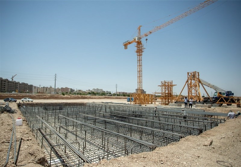 کار ساخت پروژه ۸۱۰۰ واحدی مسکن اراک به ۴ پیمانکار سپرده شد