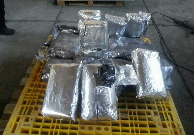 کشف حدود ۹۰ کیلو تریاک از یک سمند و خانه یک زن قاچاقچی